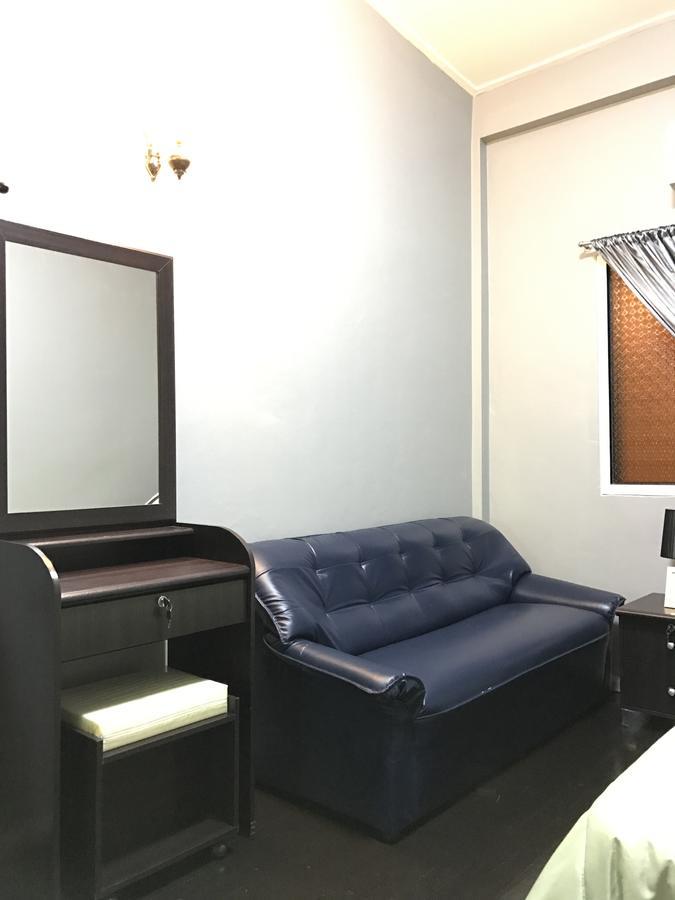Add Home Hostel Vipavadee 42 Bangkok Esterno foto
